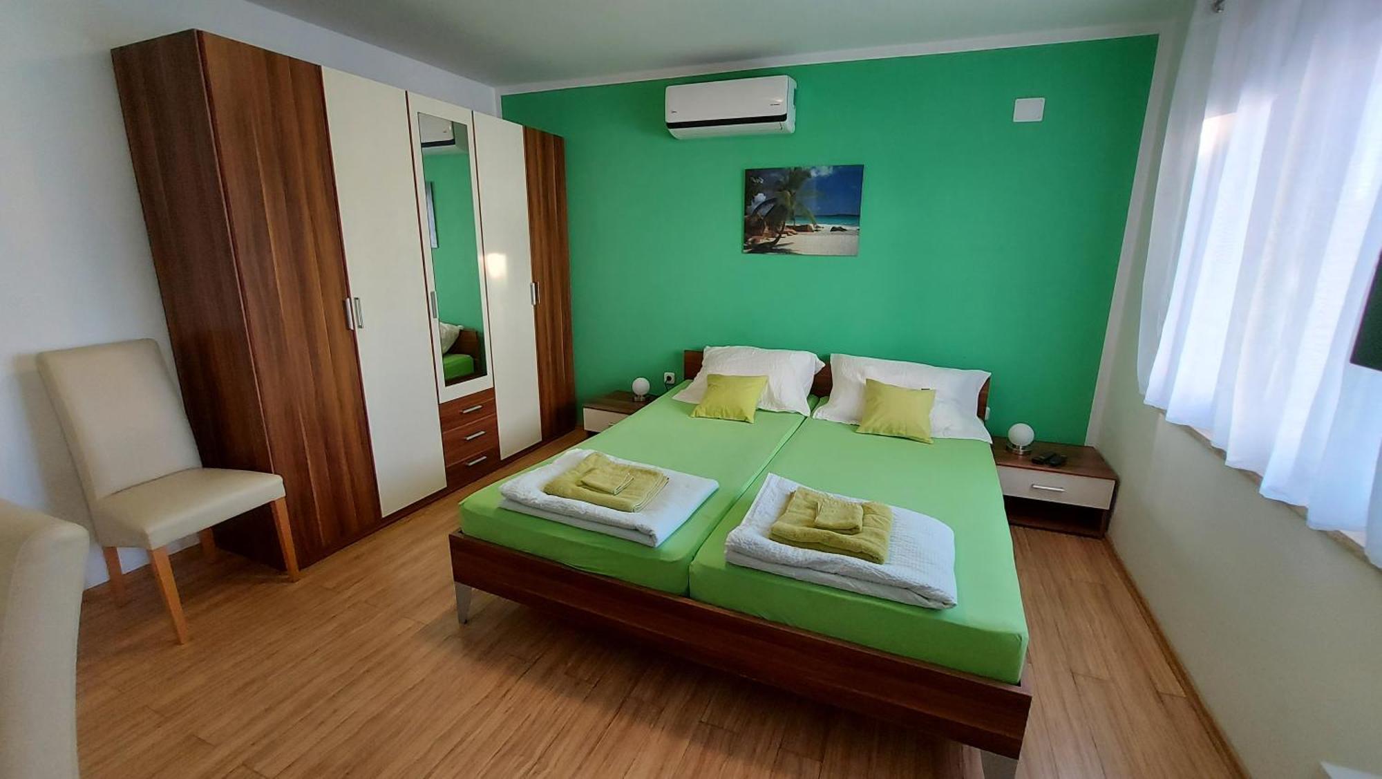 Apartments Kivi Novigrad Istria Esterno foto