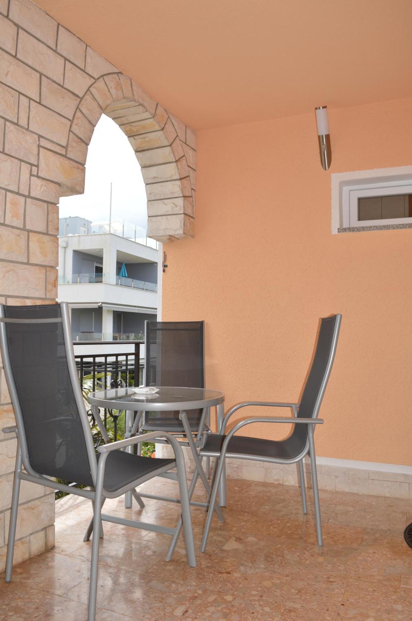 Apartments Kivi Novigrad Istria Esterno foto
