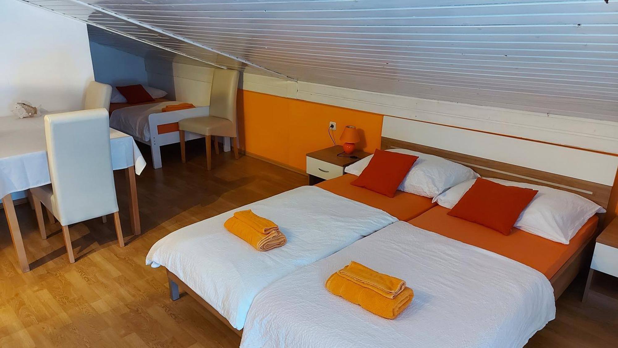 Apartments Kivi Novigrad Istria Esterno foto